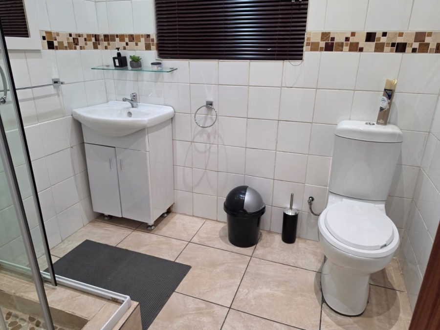 3 Bedroom Property for Sale in Rhodesdene Northern Cape